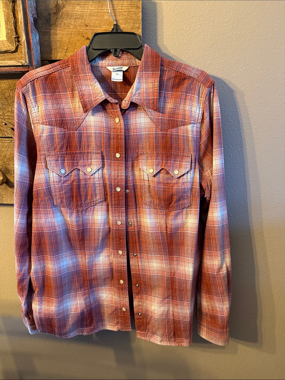 Duluth Trading Co Rust Plaid Snap-Front Button Down Shirt